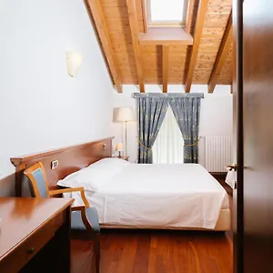 *** Hotel Centro Paolo Vi Italië
